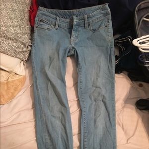 Light wash jeans fit well skinny